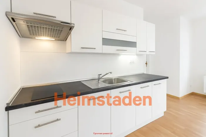 Pronájem bytu 1+kk, Ostrava - Poruba, Hlavní třída, 26 m2