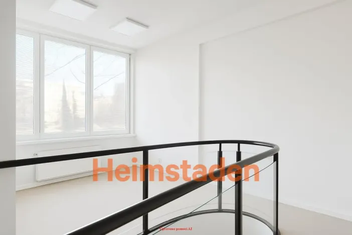 Pronájem obchodního prostoru, Havířov - Město, nám. Republiky, 66 m2