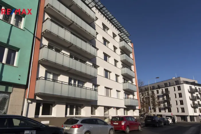 Prodej bytu 3+1, Praha - Nusle, K podjezdu, 60 m2