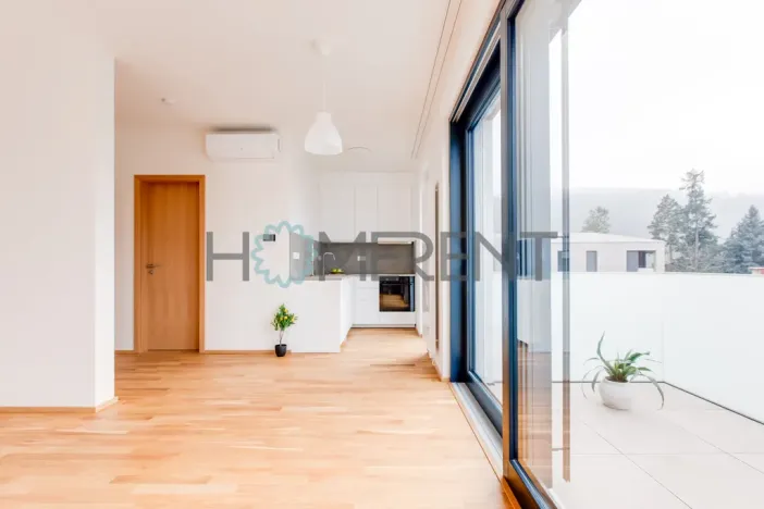 Pronájem bytu 1+kk, Černošice, Ke Hřišti, 33 m2