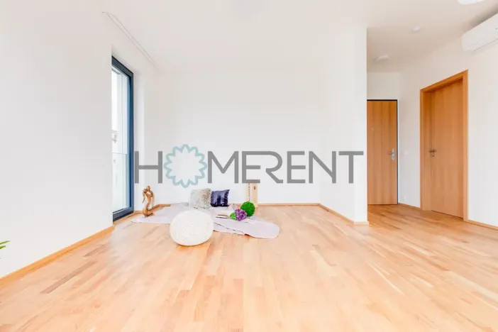 Pronájem bytu 1+kk, Černošice, Ke Hřišti, 33 m2