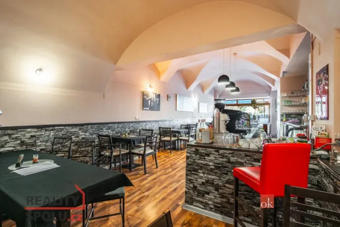 Prodej restaurace, Třebechovice pod Orebem, Masarykovo náměstí, 110 m2