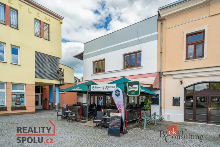 Prodej restaurace, Třebechovice pod Orebem, Masarykovo náměstí, 110 m2