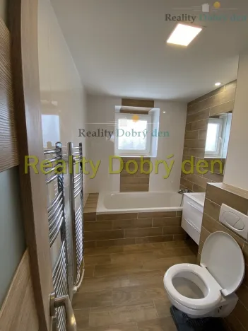 Pronájem bytu 2+1, Bruntál, Čs. armády, 48 m2