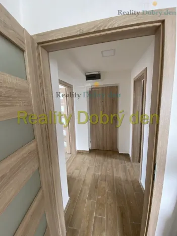 Pronájem bytu 2+1, Bruntál, Čs. armády, 48 m2