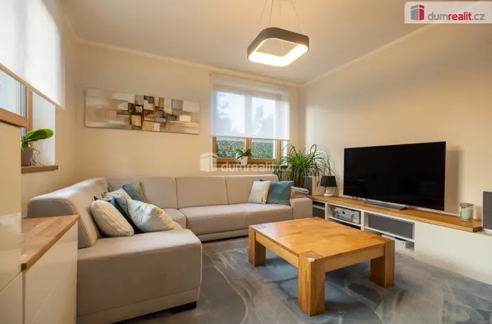 Prodej rodinného domu, Říčany - Strašín, Jedlová, 300 m2