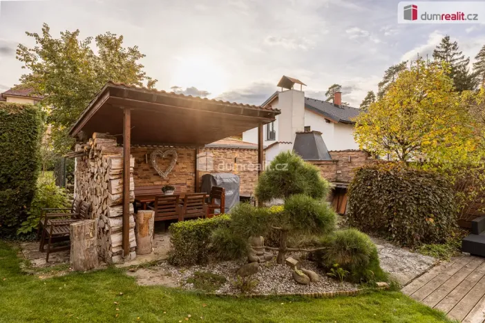 Prodej rodinného domu, Říčany - Strašín, Jedlová, 300 m2