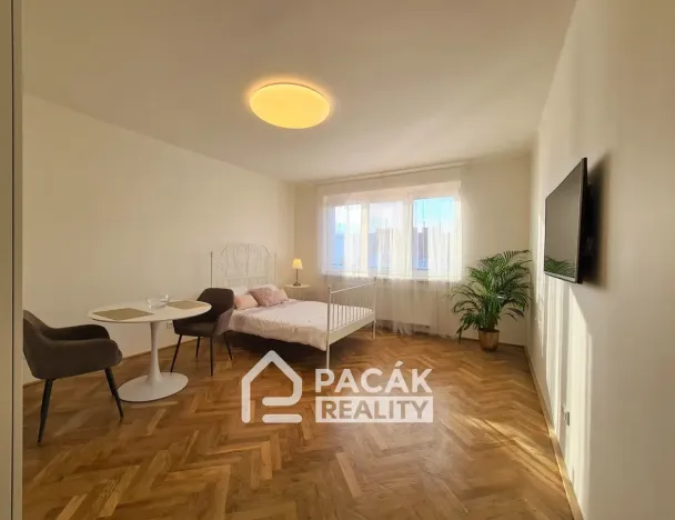 Pronájem bytu 1+1, Olomouc - Hodolany, Masarykova třída, 30 m2