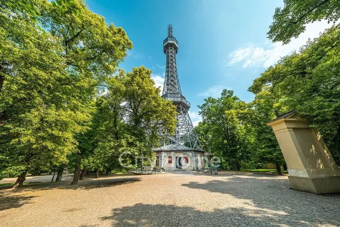 Prodej bytu 3+1, Praha - Malá Strana, Mělnická, 94 m2