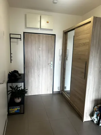 Pronájem bytu 2+kk, Praha - Hloubětín, Granitova, 65 m2