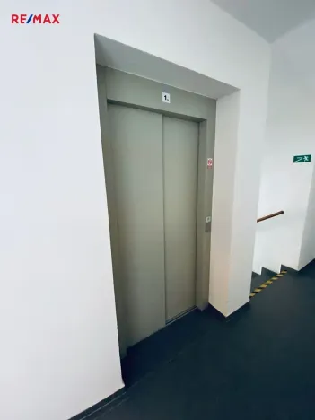 Pronájem bytu 2+kk, Plzeň, U Velkého rybníka, 52 m2