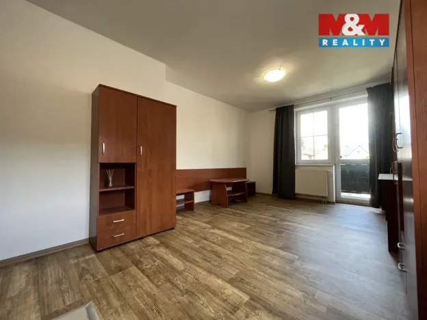 Pronájem bytu 1+kk, Brušperk, náměstí J. A. Komenského, 28 m2