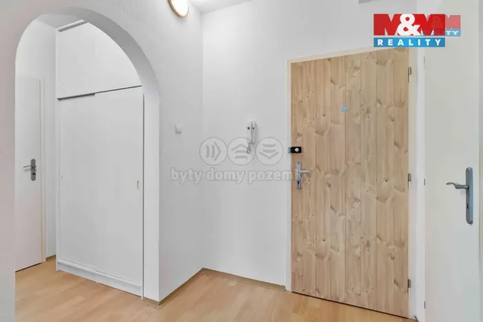 Pronájem bytu 2+kk, Liberec - Liberec VI-Rochlice, Pazderkova, 43 m2