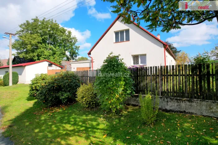 Prodej rodinného domu, Psárov, 486 m2