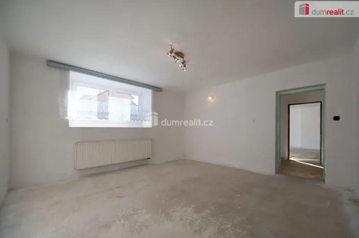 Prodej rodinného domu, Psárov, 486 m2