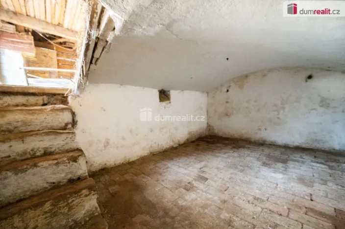 Prodej rodinného domu, Psárov, 486 m2