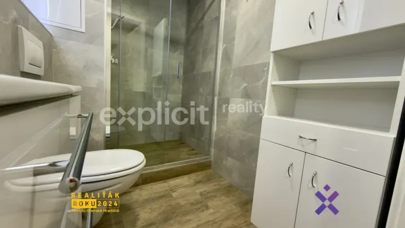 Pronájem bytu 1+kk, Zlín, Družstevní, 31 m2