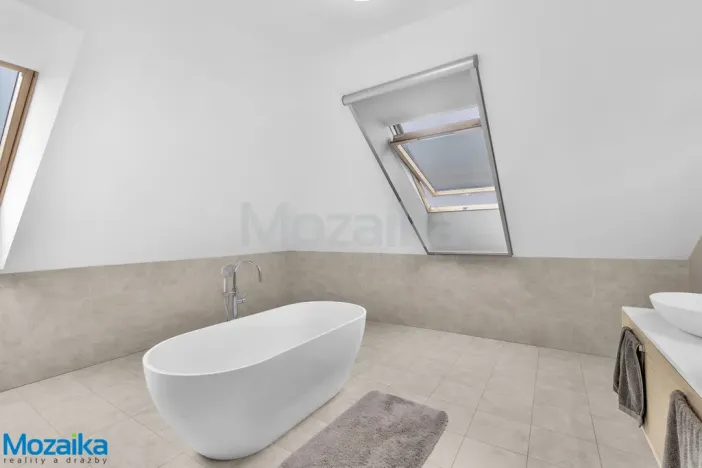 Prodej rodinného domu, Lanškroun - Ostrovské Předměstí, Králická, 328 m2