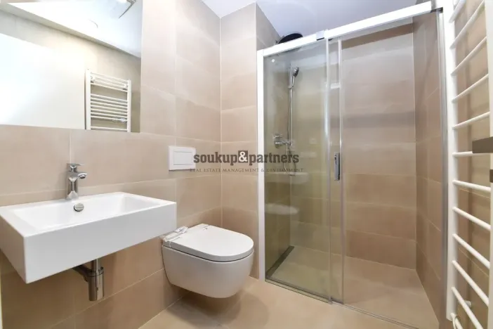 Pronájem rodinného domu, Praha - Háje, V Hájích, 220 m2