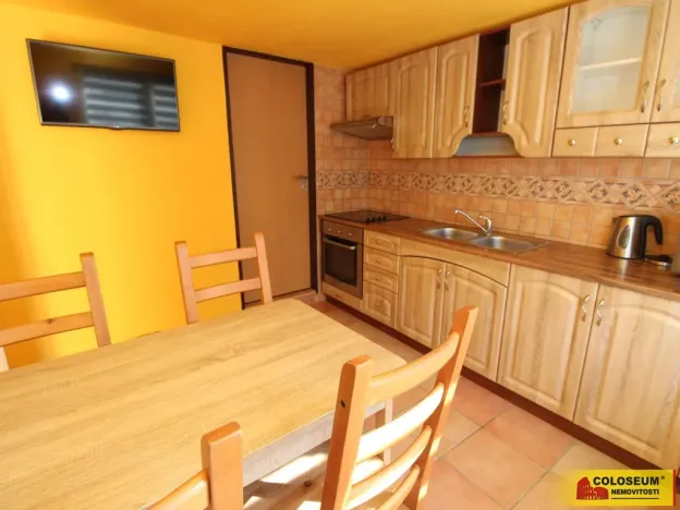 Pronájem rodinného domu, Kuchařovice, Úzká, 50 m2