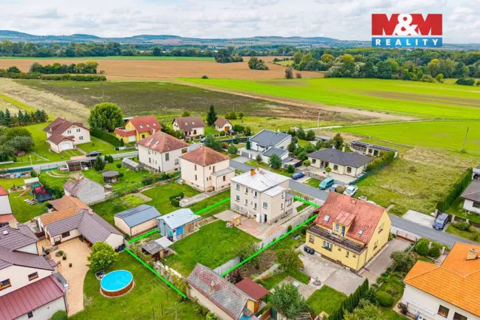 Prodej rodinného domu, Tři Dvory, 250 m2