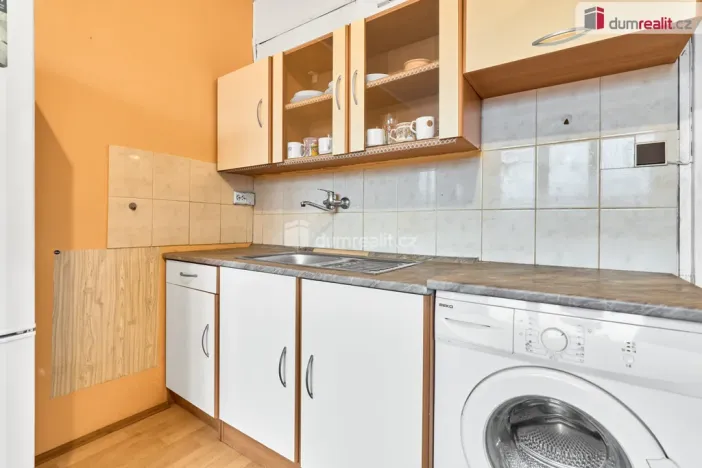 Prodej bytu 1+1, Karlovy Vary - Rybáře, Požární, 35 m2