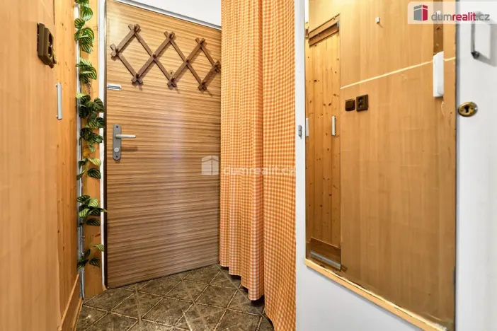 Prodej bytu 1+1, Karlovy Vary - Rybáře, Požární, 35 m2