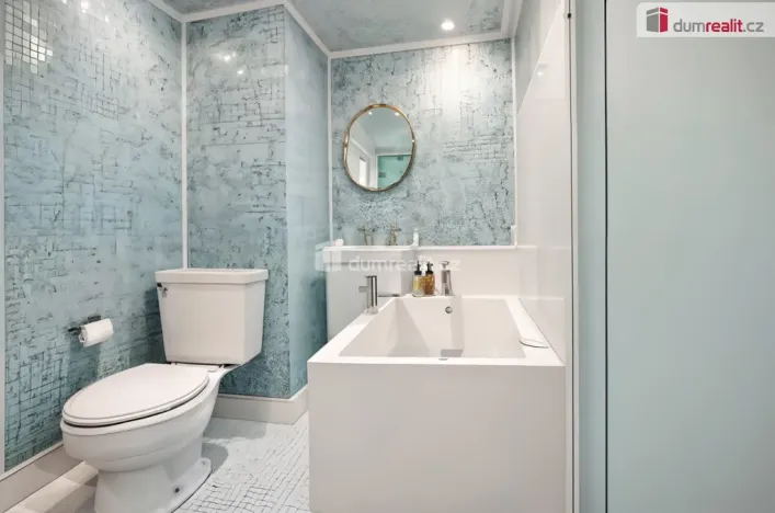 Prodej bytu 1+1, Karlovy Vary - Rybáře, Požární, 35 m2