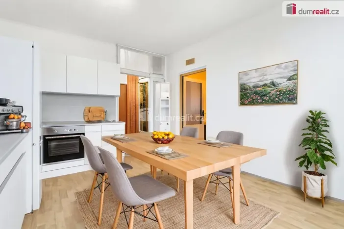 Prodej bytu 1+1, Karlovy Vary - Rybáře, Požární, 35 m2