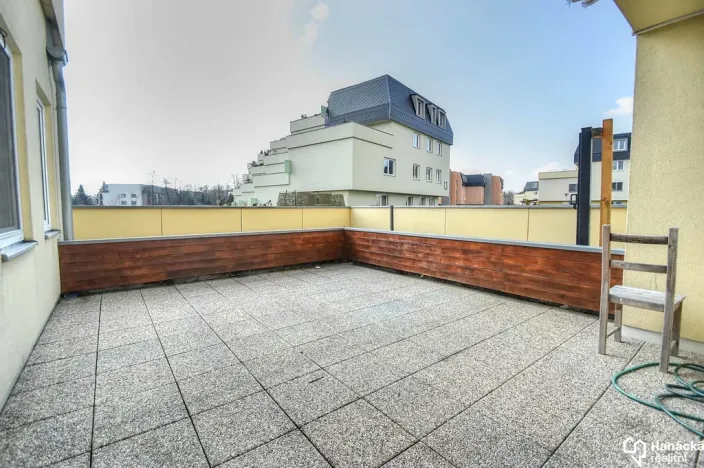 Pronájem bytu 3+kk, Olomouc, Jarmily Glazarové, 83 m2