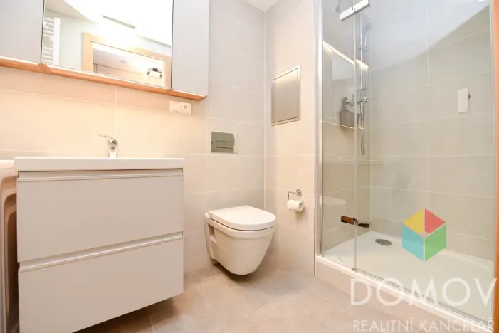 Pronájem bytu 1+kk, Praha - Vysočany, Smržových, 33 m2