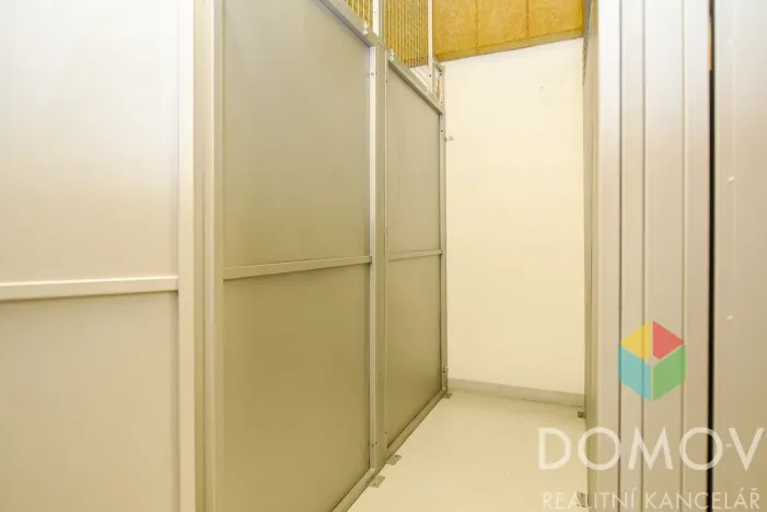 Pronájem bytu 1+kk, Praha - Vysočany, Smržových, 33 m2