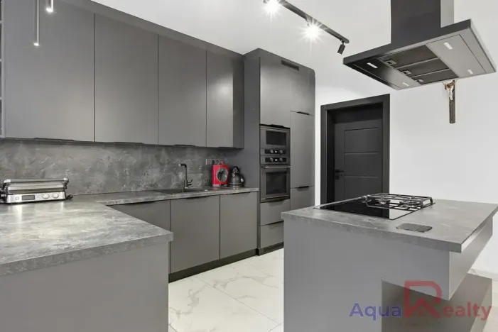 Prodej rodinného domu, Karlovy Vary, 180 m2