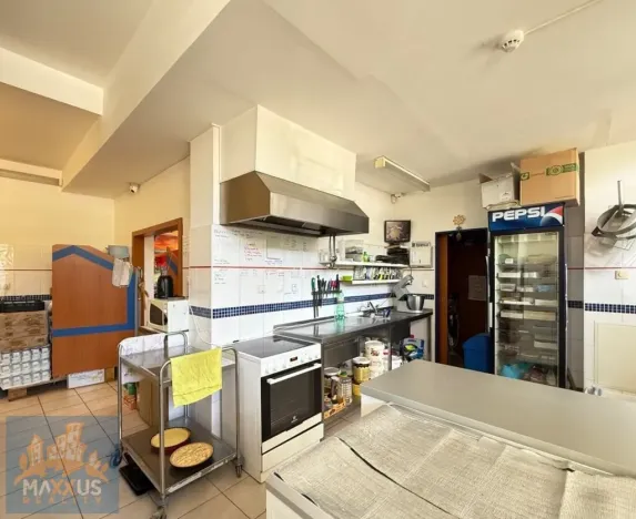 Pronájem restaurace, Praha - Radotín, náměstí Osvoboditelů, 120 m2