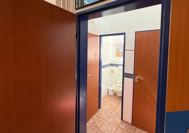 Pronájem restaurace, Praha - Radotín, náměstí Osvoboditelů, 120 m2