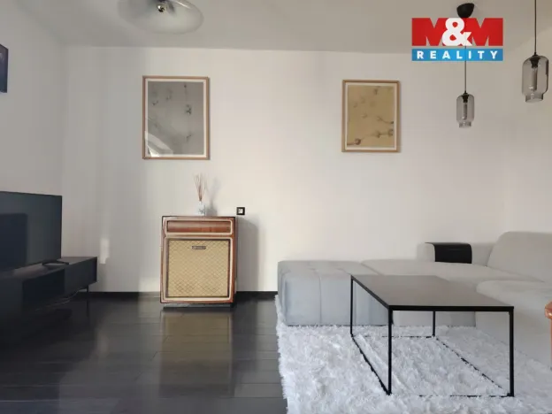 Pronájem bytu 2+kk, Praha, Na Maninách, 43 m2