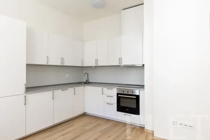 Pronájem bytu 1+kk, Praha - Libeň, Františka Kadlece, 32 m2