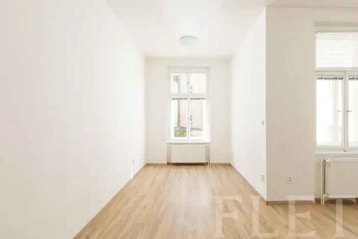 Pronájem bytu 1+kk, Praha - Libeň, Františka Kadlece, 32 m2