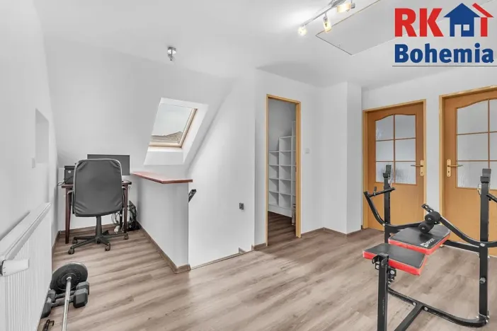 Prodej rodinného domu, Dobrovice, Československé armády, 210 m2