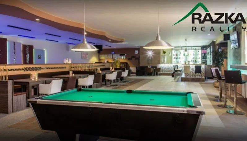 Pronájem obchodního prostoru, Planá, Nádražní, 720 m2