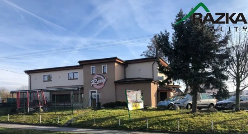 Pronájem obchodního prostoru, Planá, Nádražní, 720 m2