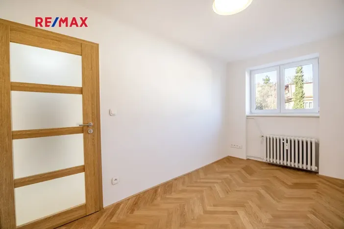 Pronájem bytu 3+1, Praha - Dejvice, Mydlářka, 55 m2