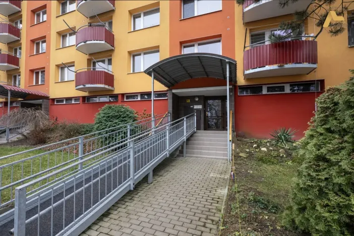 Pronájem bytu 1+1, Písek - Budějovické Předměstí, třída Přátelství, 37 m2