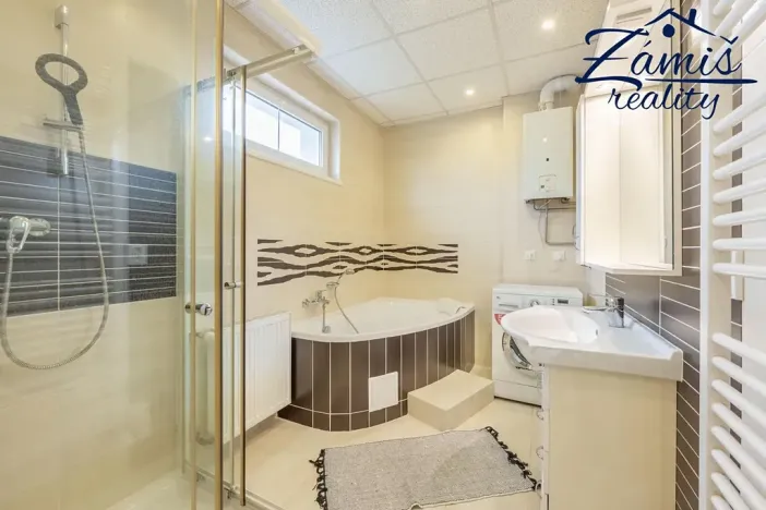 Prodej rodinného domu, Kladno, Dlouhá, 154 m2