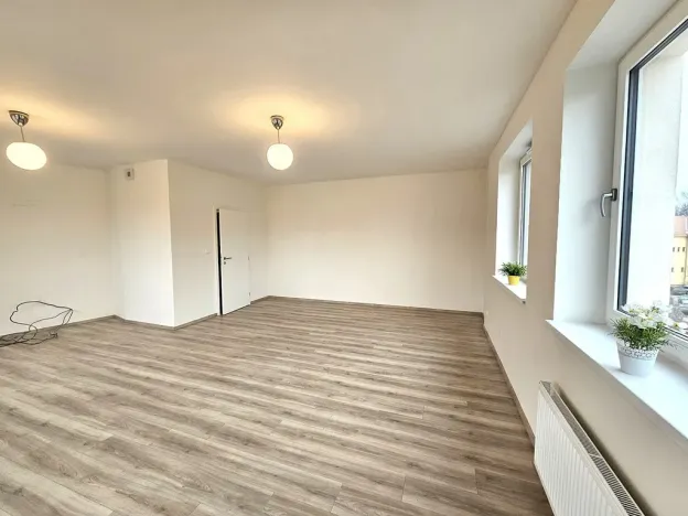 Pronájem bytu 2+kk, Kralupy nad Vltavou, S. K. Neumanna, 53 m2