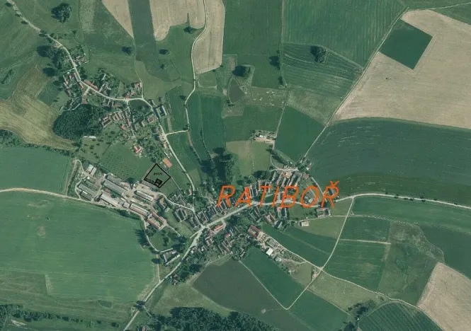 Prodej komerčního pozemku, Ratiboř, 1851 m2