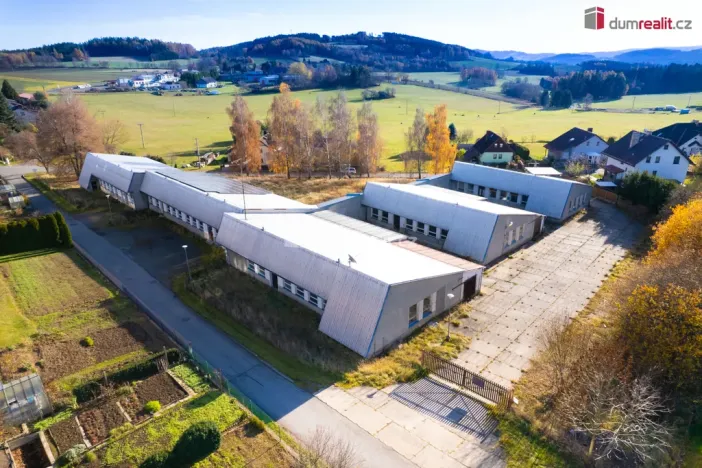 Pronájem výrobních prostor, Vacov - Vlkonice, 1895 m2