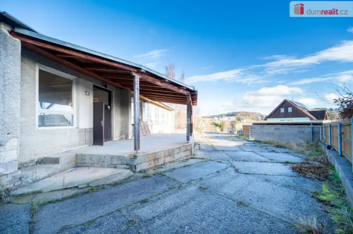 Pronájem výrobních prostor, Vacov - Vlkonice, 1895 m2