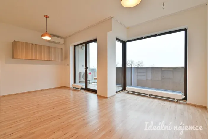 Pronájem bytu 2+kk, Brno, Kigginsova, 61 m2