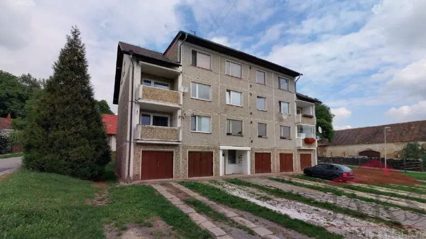 Prodej bytu 3+1, Miloňovice, 76 m2